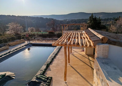 Pergola en accacia à Lagorce